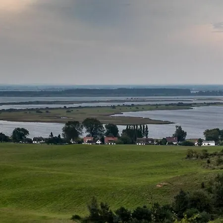 Moritz - Ferienhaus Ostlich Der Dorfstrasse In Grieben Insel Hiddensee Exterior photo