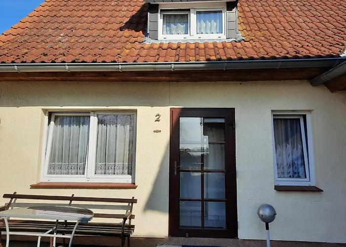 Moritz - Ferienhaus östlich der Dorfstraße in Grieben Insel Hiddensee