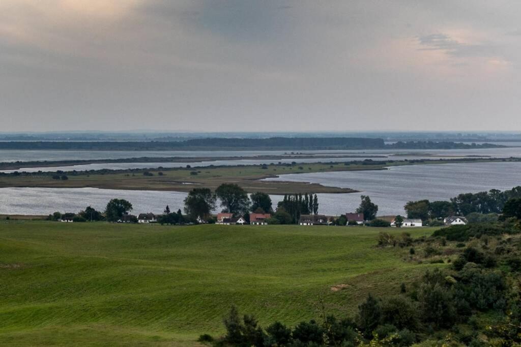 Moritz - Ferienhaus Ostlich Der Dorfstrasse In Insel Hiddensee