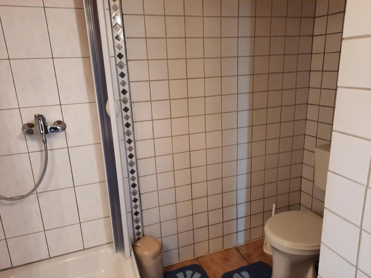 Moritz - Ferienhaus Ostlich Der Dorfstrasse In Insel Hiddensee Apartment *